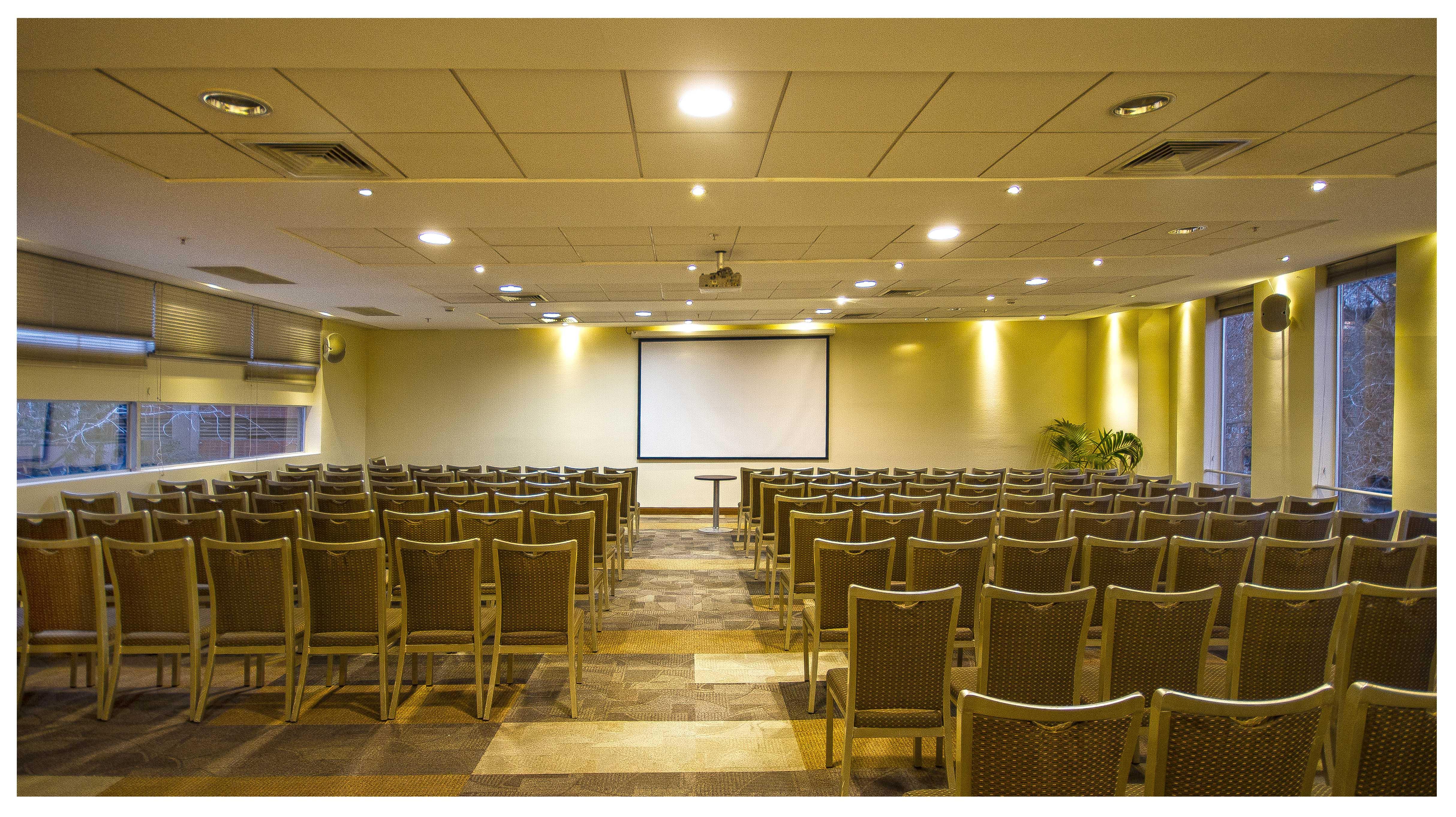 Pullman Santiago El Bosque Hotell Exteriör bild The Auditorium